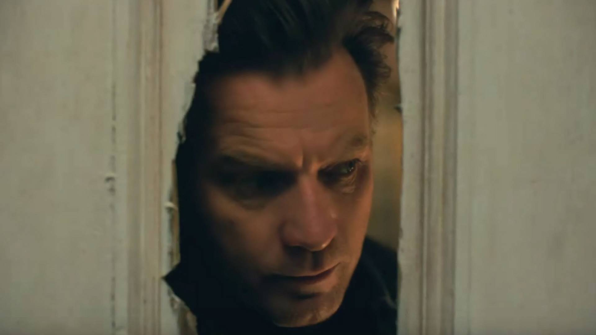 Pierwszy trailer sequelu "Lśnienia". Ewan McGregor przeraża bardziej niż Jack Nicholson?