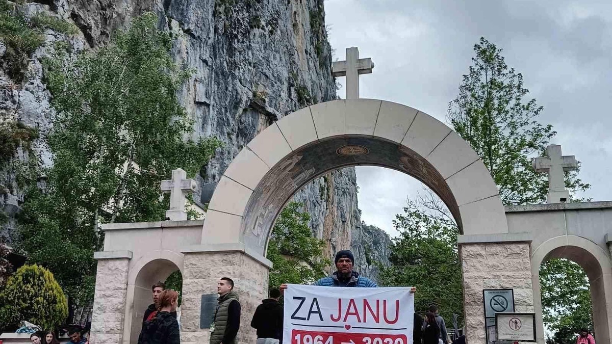 Ivan je pešačio 6 dana od Gračanice do Ostroga da skupi novac za ...