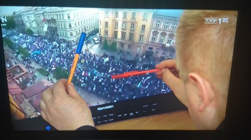 TVP policzyła demonstrantów