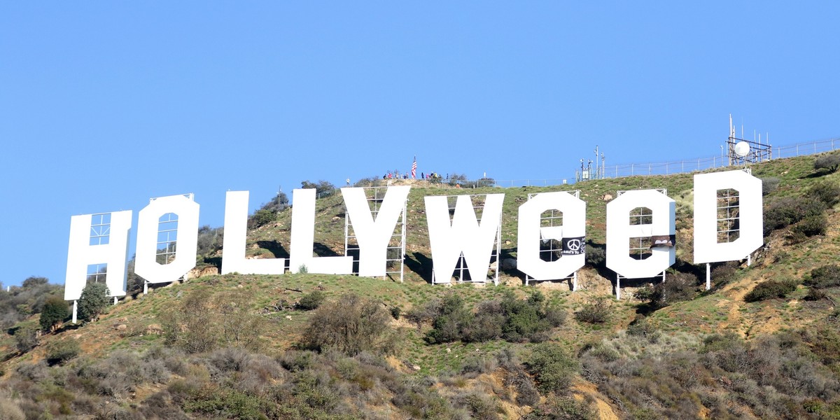 Hollywood Sign - Griffith Observatory - Southern California's gateway to  the cosmos!