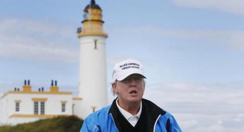 Trump to detour from campaign to visit Scotland golf properties