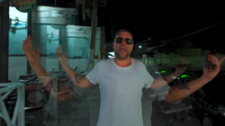 Tede z prześmiewczym singlem promującym nadchodzący album