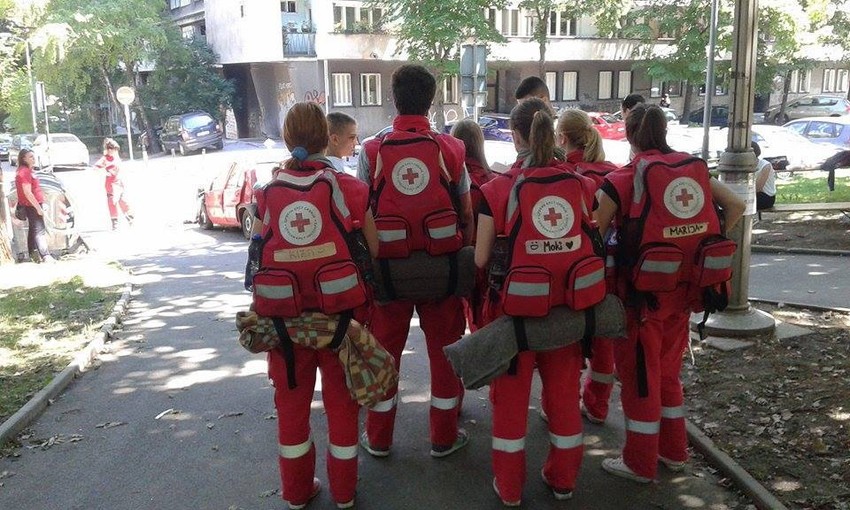 Ekipa prve pomoći Crvenog krsta Palilula