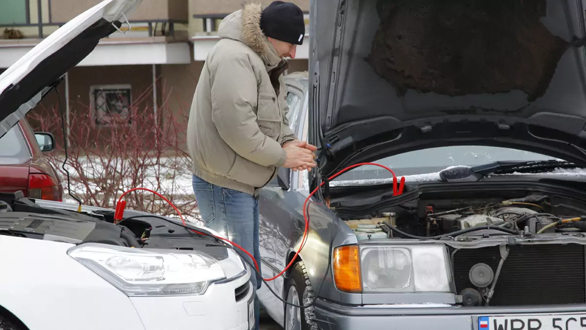 Odpalanie na kable, czyli rozruch "na pożyczkę"