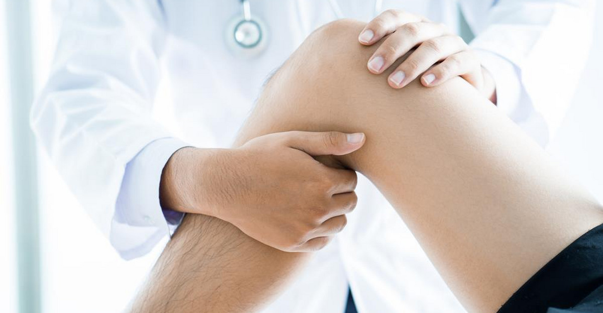 Jak sobie poradzić z bolącym kolanem? 