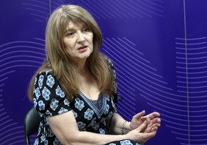 Beba Basta iz Beograda već 11 godina vodi borbu sa melanomom, prošla je 16 operacija, ali ne dozvoljava bolesti da joj oduzme radost življenja