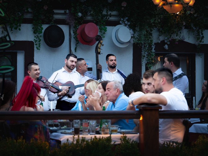 Ovo su najtužnije srpske pesme: Priče koje stoje iza njih kidaju dušu
