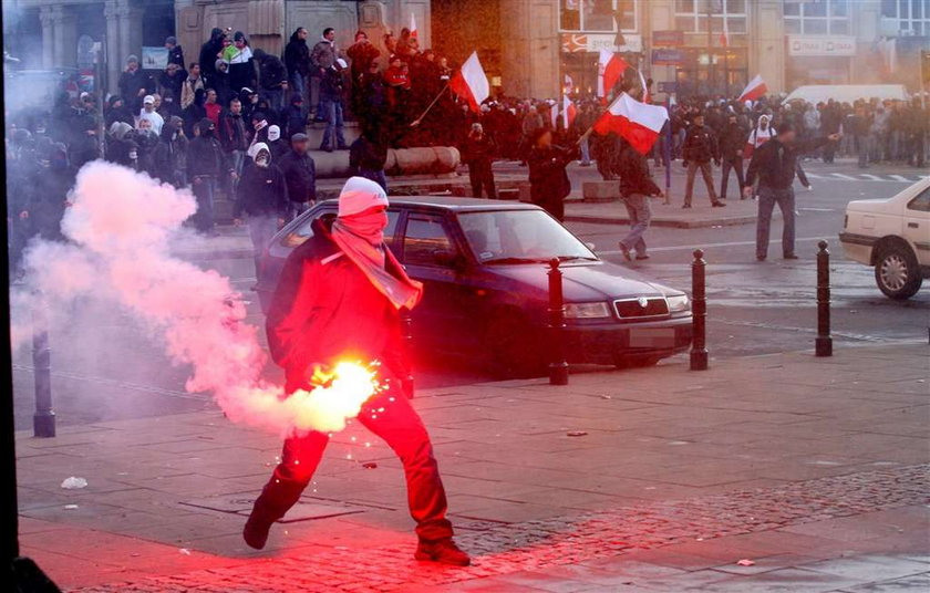 Pierwsi skazani za zamieszki. Dostali po...