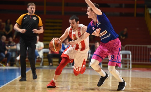 Tejlor Ročesti u prodoru