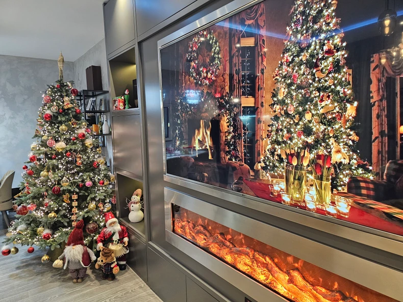 Novogodišnja dekoracija u domu Aleksandre Subotić 