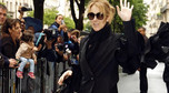 Celine Dion w nieudanej stylizacji w Paryżu