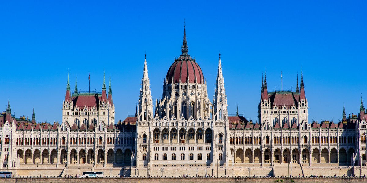 Budapeszt, siedziba parlamentu węgierskiego.