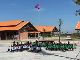 Szkoła wybudowana przez Smiling Gecko