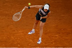 Iga Świątek w Święto Pracy musiała się solidnie napracować [WIDEO]