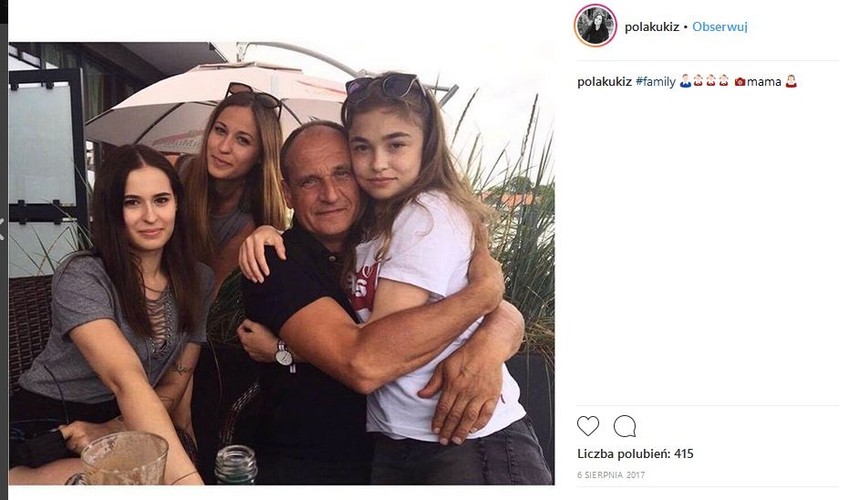 Paweł Kukiz z córkami - Polą, Julią i Hanną