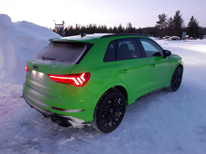 Audi RS Q3 – test na lodzie