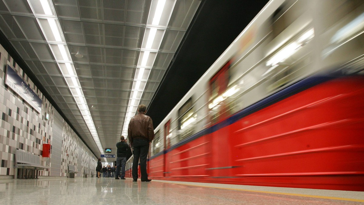 Krajowa Izba Odwoławcza oddaliła odwołanie konsorcjum czeskiej Skody i rosyjskiego Wagonamszu ws. przetargu na nowe wagony dla warszawskiego metra. Oznacza to, że Metro Warszawskie prawidłowo wybrało ofertę konsorcjum Siemensa i Newagu.