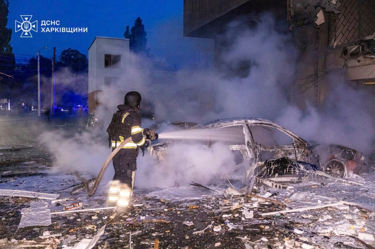 Po ruských dronových útokoch hlásili v Charkove 14 zranených. 