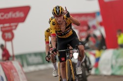 Primoz Roglic wygrał 17. etap Vuelta a Espana