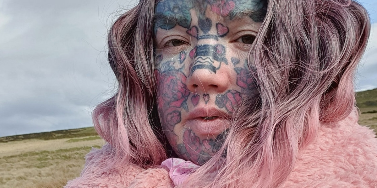 Melissa Sloan ma ok. 800 tatuaży.
