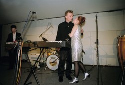 Gdy śpiewali razem tę piosenkę, nie byli już parą. Ciechowski nazwał ją "zamkniętym rozdziałem"