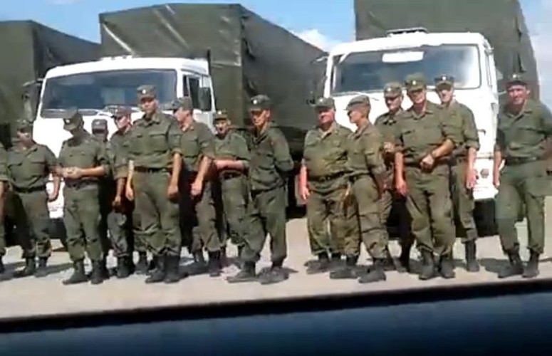 Rosyjskie wojskowe kamazy