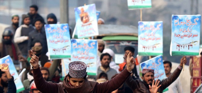 Asia Bibi wyjechała z Pakistanu. Chrześcijanka skazana na śmierć za obrazę Mahometa już w Kanadzie