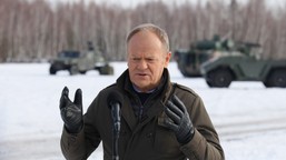 sondaż poparcia dla premiera tuska i jego rządu. polacy wyrazili opinię