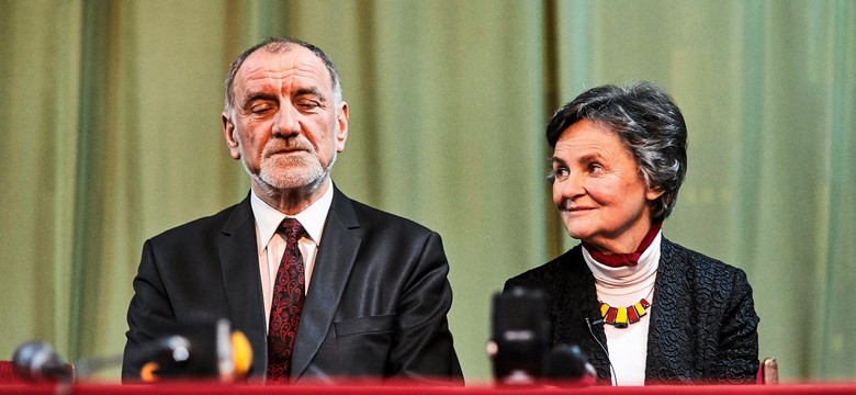 Ojciec prezydenta Dudy radzi, jak wychowywać dzieci. "Trzymać kurs przez spowiedź. Radzę pchać chłopców na ministrantów"
