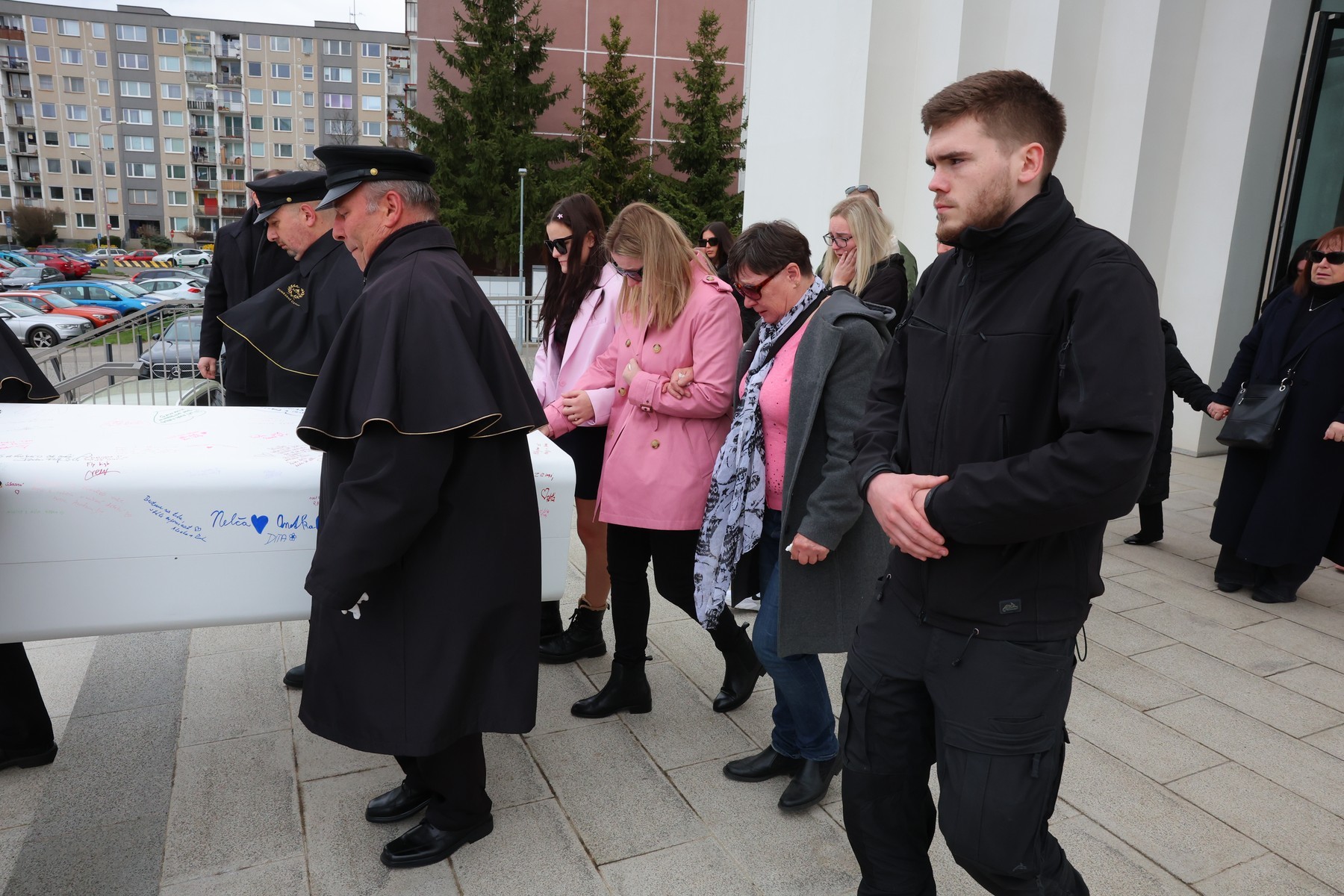 Rodina a priatelia dali posledné zbohom influencerke Míne († 23).