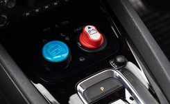 Skoda wygrała wielki przetarg policji. NOWE radiowozy zaskoczą kierowców w 2023 roku