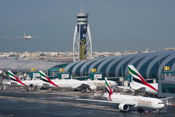 "SITUACIJA SE POLAKO VRAĆA U NORMALU" Aerodrom Dubai biće vraćen u pun kapacitet rada za 24 sata