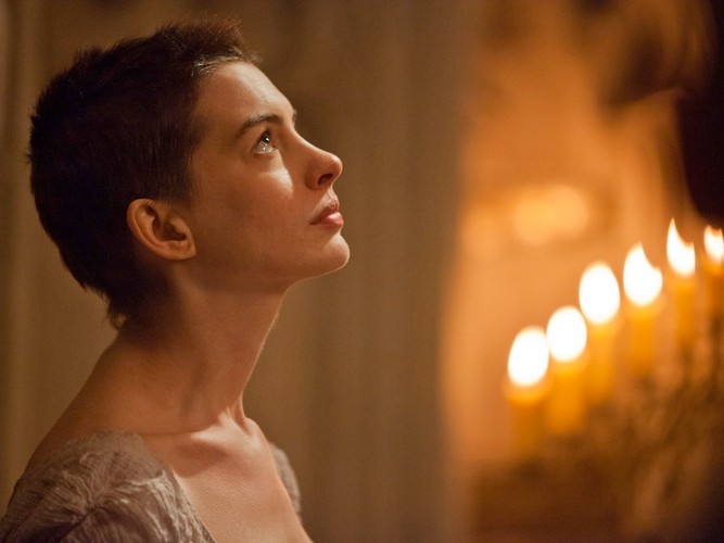 Anne Hathaway jako Fantine w 'Les Misérables'