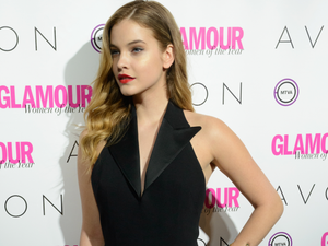 Rúzsa Magdi pucérruhában, Palvin Barbara kis piros szettben ragyogott - Íme a GLAMOUR Women of the Year gála történetének legmesésebb ruhái