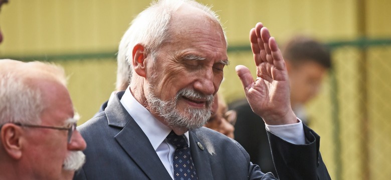 Antoni Macierewicz o katastrofie smoleńskiej: raport mówi o przynajmniej dwóch eksplozjach