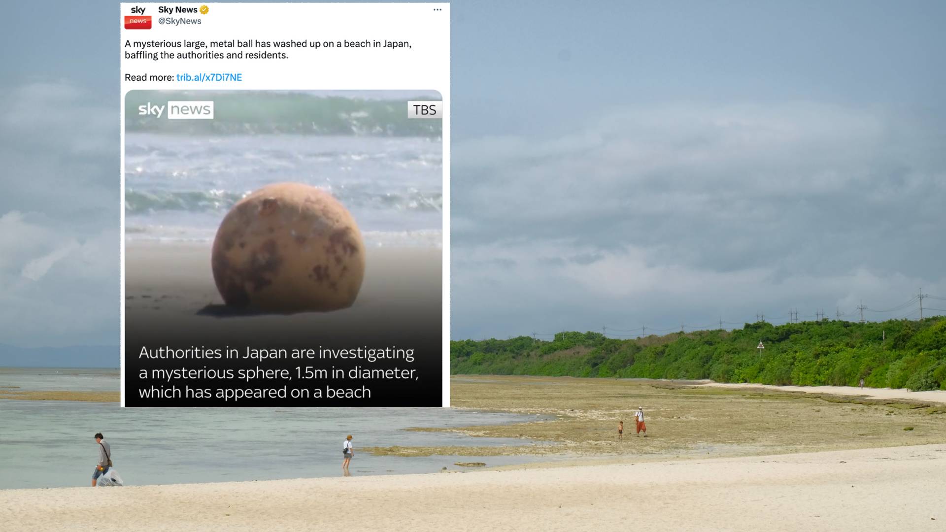 Na plaży w Japonii znaleziono wielką metalową kulę. Nie wiadomo, czym jest i skąd się wzięła