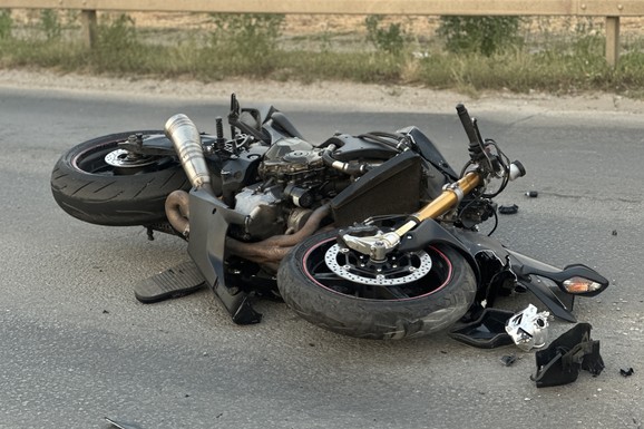 SAOBRAĆAJNA NESREĆA U KRAGUJEVCU Motociklista oboren kod Dela Parka