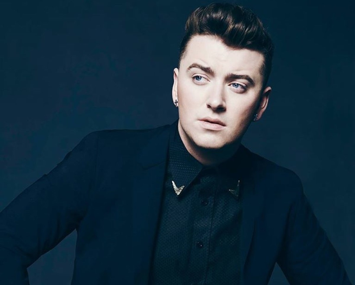 Sam Smith życzy wszystkim Wesołych Świąt!