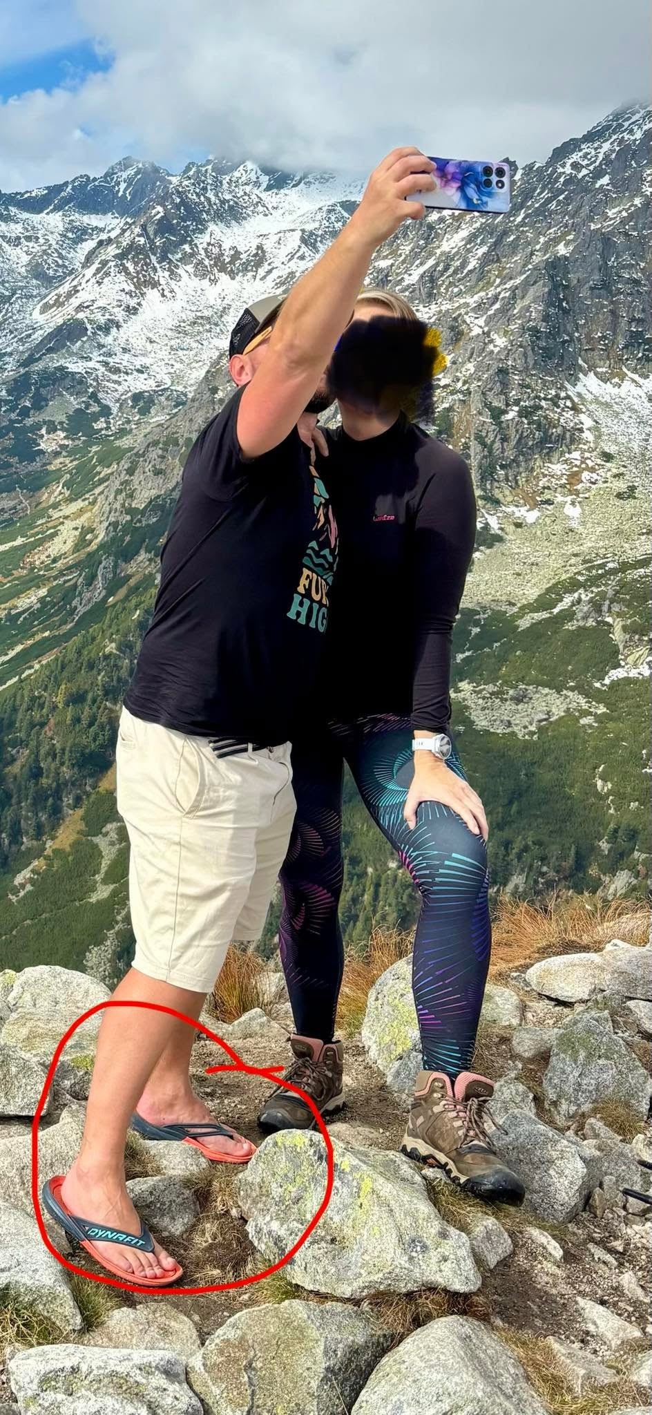 Turisti poriadne soptili.