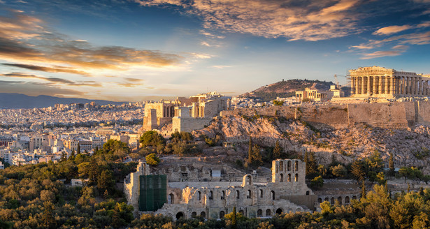 Turyści coraz chętniej odwiedzają Grecję
