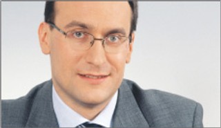 Kiedy członkowie zarządu spółki z ograniczoną odpowiedzialnością muszą złożyć swoje podpisy