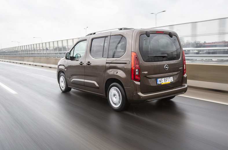 Opel Combo Life w stylu vana