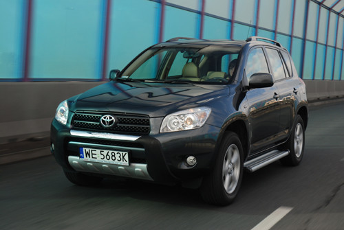 Toyota RAV4 - "Złoty" i automatyczny SUV