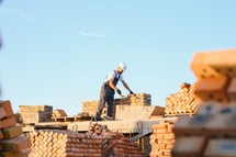 Polacy ruszyli po "wuzetki". Tak mogą ochronić swoje działki przed skutkami planów ogólnych