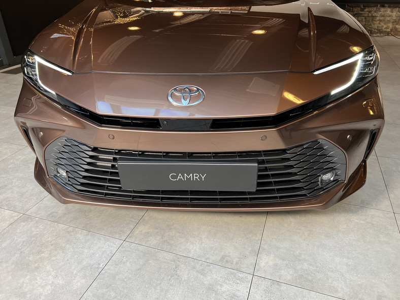 Toyota Camry 2024