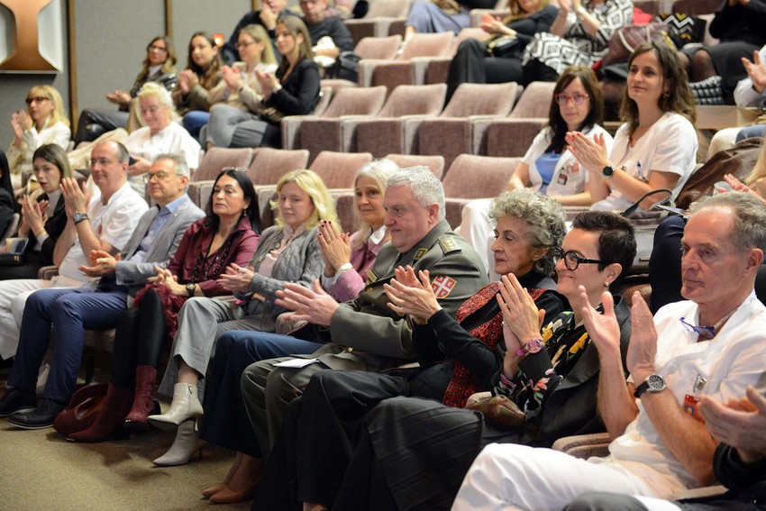 Nacionalni simpozijum "Karcinom grlića materice – dijagnostika i prevencija" održan je u utorak u amfiteatru Vojnomedicinske akademije