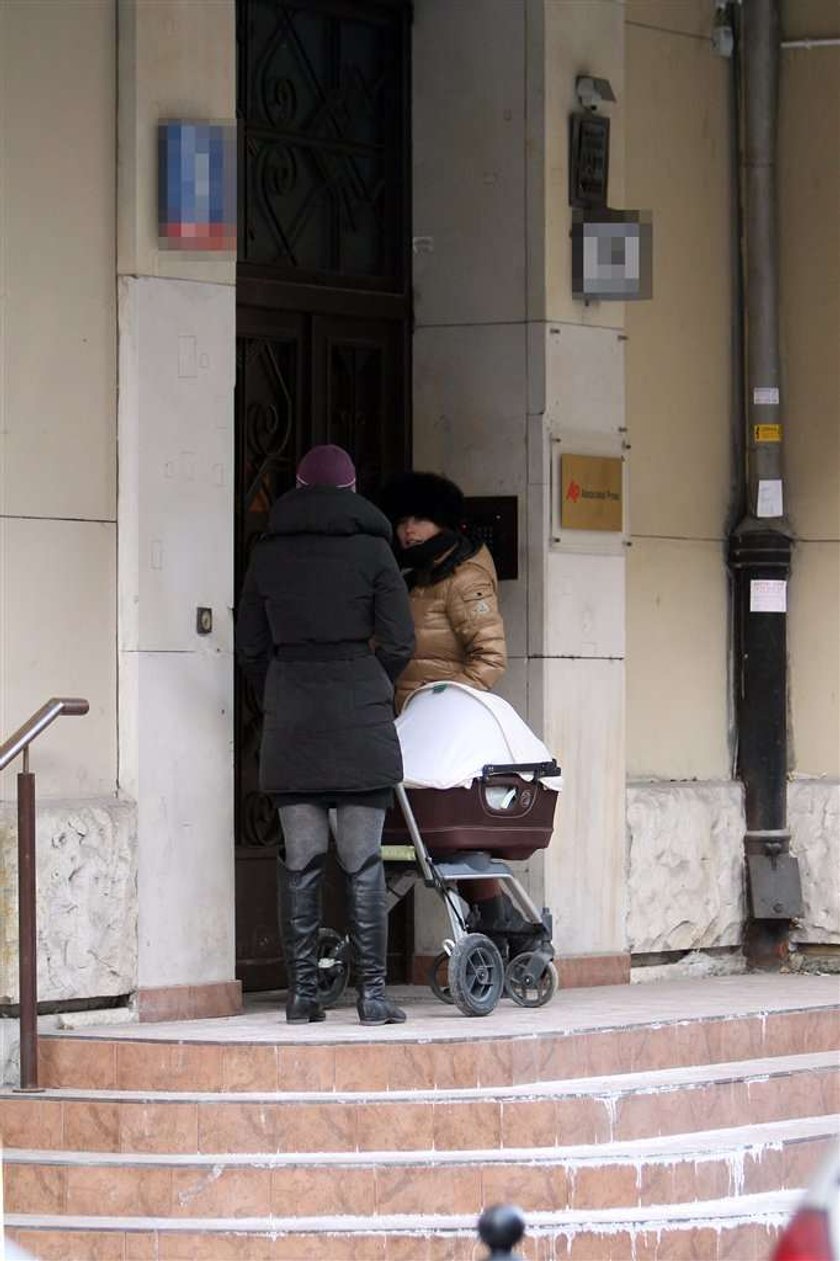 Anna Mucha ma panią do prowadzenia wózka? FOTY