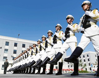 Pyffel: Zachód już nie dominuje [WYWIAD]