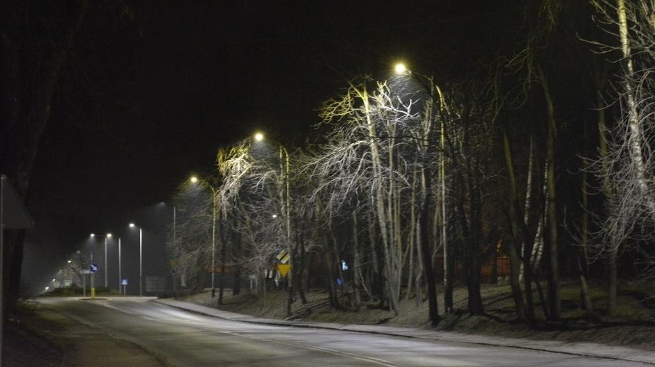 Nie tylko lodowisko. Oszczędności na oświetleniu ulicznym i ozdobach