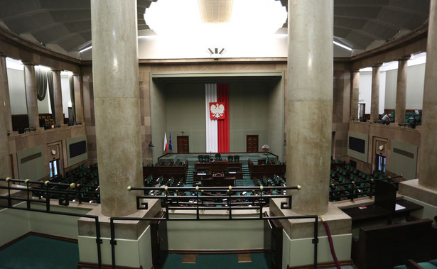 Będzie zmiana szefa UKE. Sejm odwołał Magdalenę Gaj, Senat przyklasnął